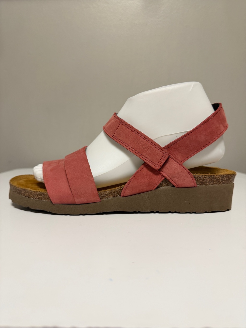 Naot Kayla Sandal Pink Nubuck Strappy Low Wedge Cork Insole Women’s US 10 EU 41